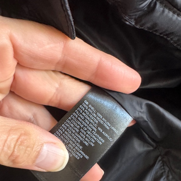 The North Face Women's Black Puffer Jacket with Faux Fur Hood - Picture 7 of 9